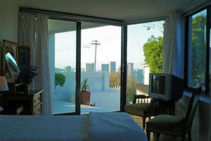 Room 28 of 45