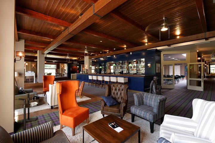 Lounge 90 of 115