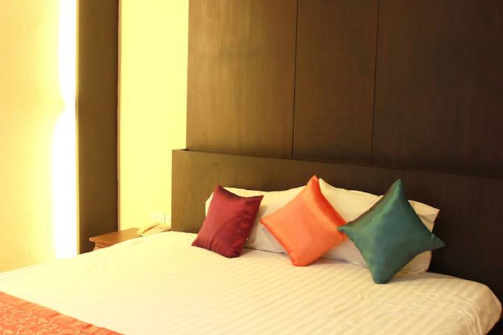 Room 14 of 105