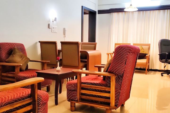 Room 10 of 25
