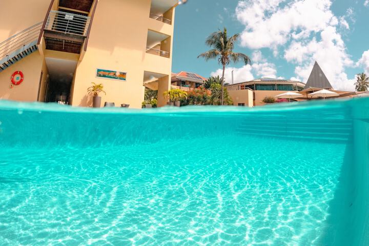 Pool 107 of 278