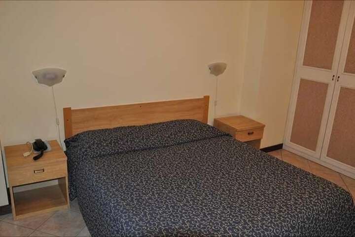 Room 3 of 13