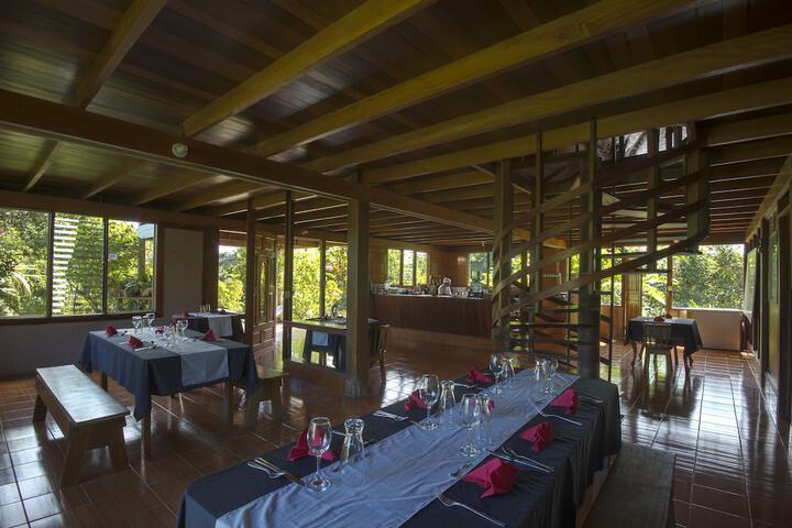 Dining 80 of 107