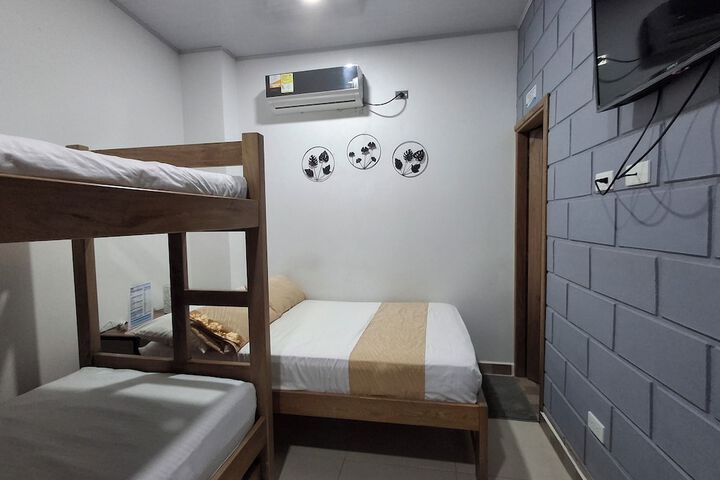 Room 28 of 95