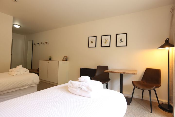 Room 15 of 78