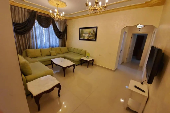Room 5 of 14