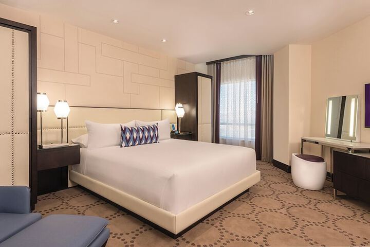 Valley Deluxe Room 1 King (33 of 41)