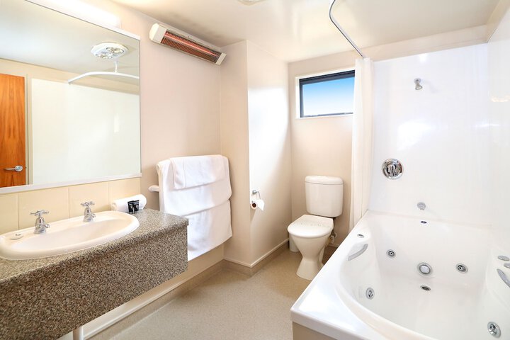 Room 19 of 26