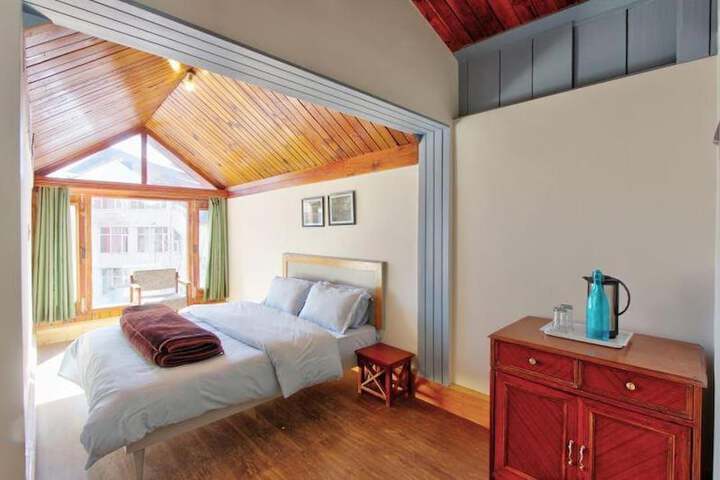 Room 3 of 19