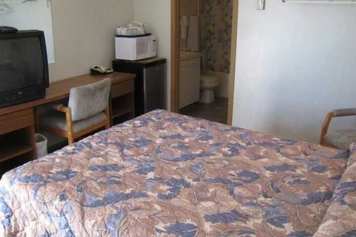 Room 13 of 23