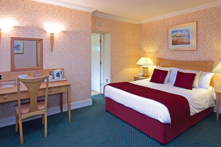 Room 53 of 110