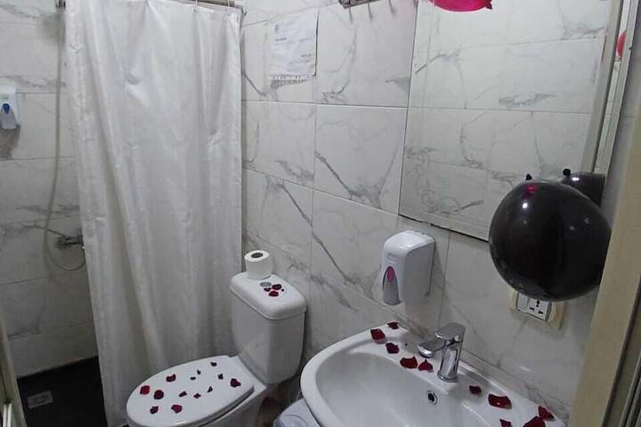 Room 108 of 137
