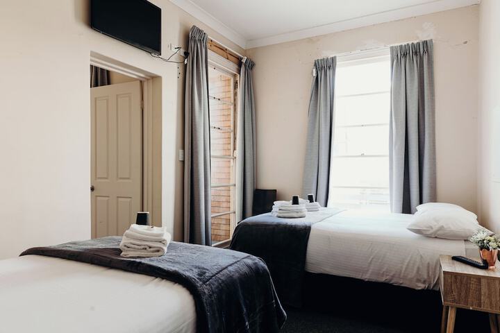 Room 14 of 49