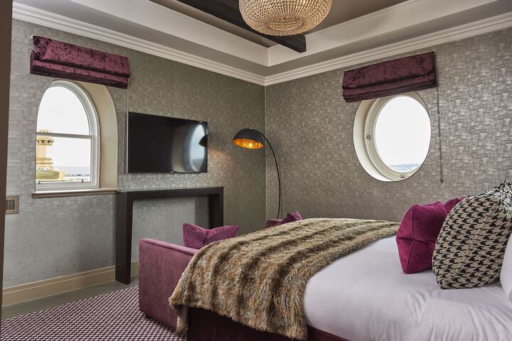 Room 41 of 90