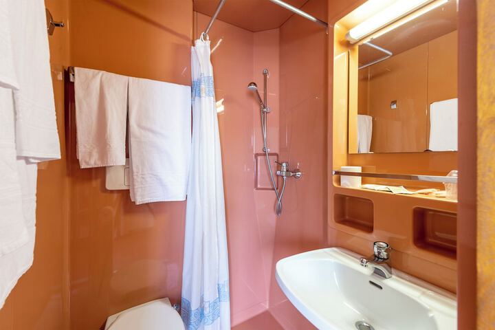 Clean Restrooms