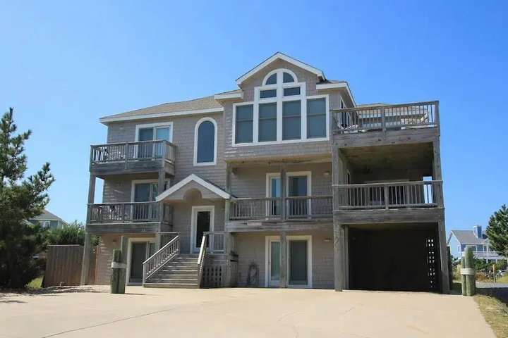 Exterior of Castaway