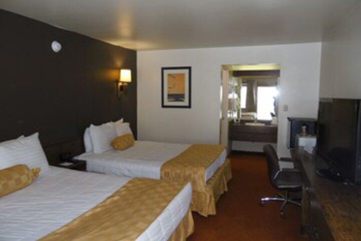 Room 19 of 28