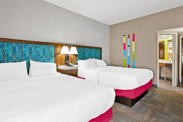 Room 6 of 46