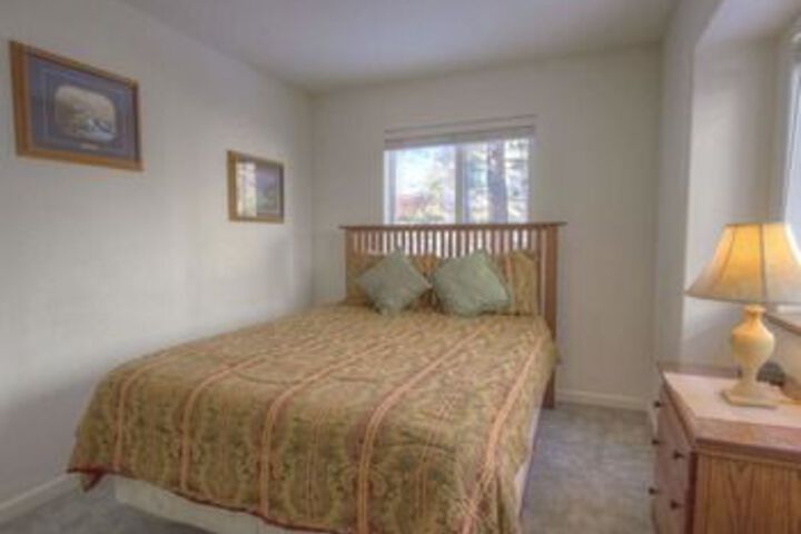 Room 7 of 17