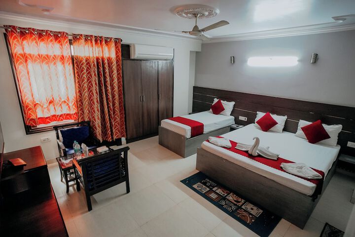 Room 26 of 43