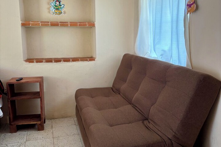 Room 42 of 210