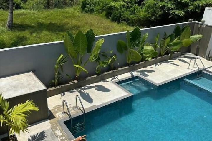 Pool 27 of 52