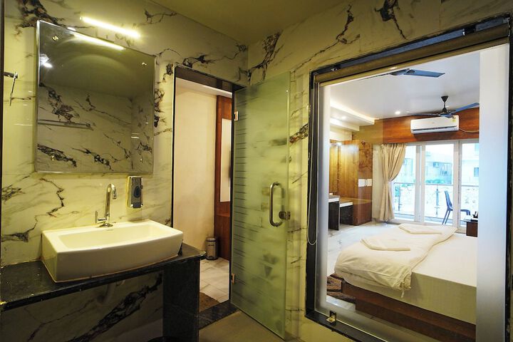Room 45 of 81