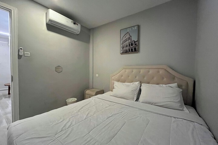 Room 13 of 50