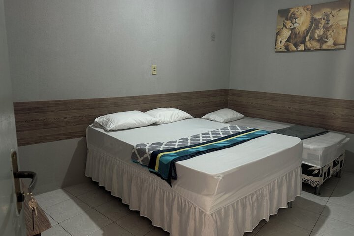 Room 17 of 34