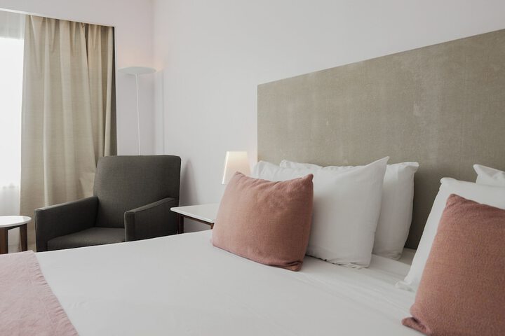Room 20 of 103