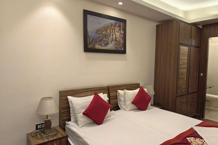 Room 48 of 90