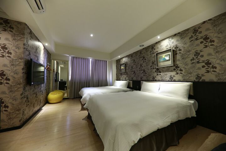 Room 11 of 62