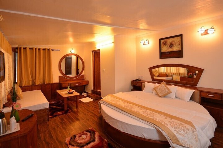 Room 16 of 22