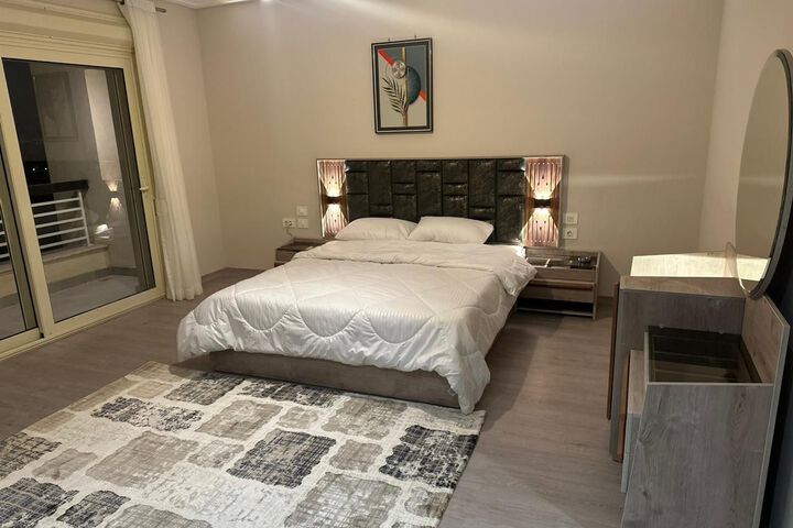 Room 1 of 15