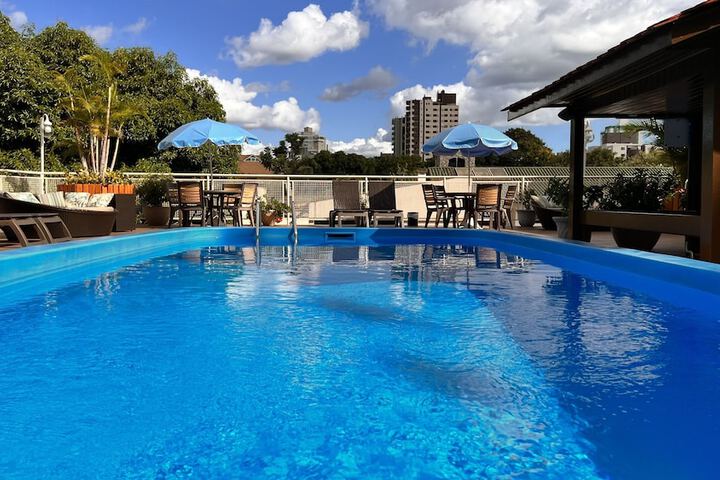 Pool Hotel