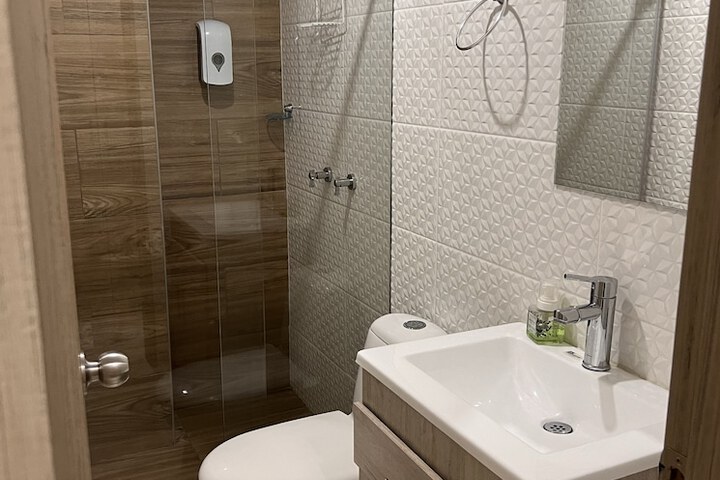Room 35 of 42