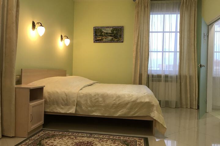 Room 12 of 20