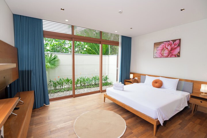 Room 46 of 183