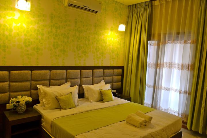 Room 16 of 63