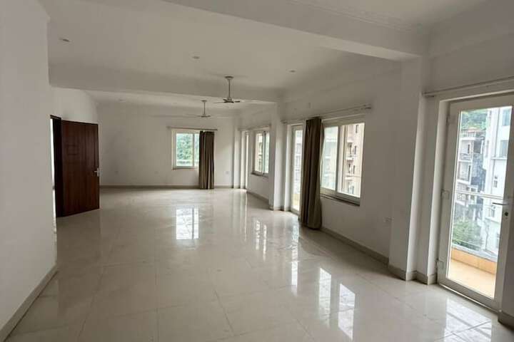 Ballroom/Hall 52 of 69