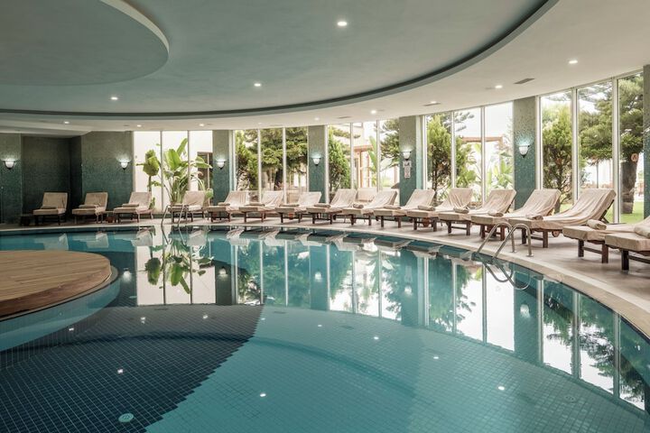 Pool 85 of 122