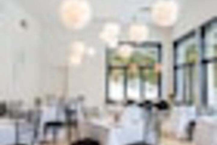 Dining 119 of 174