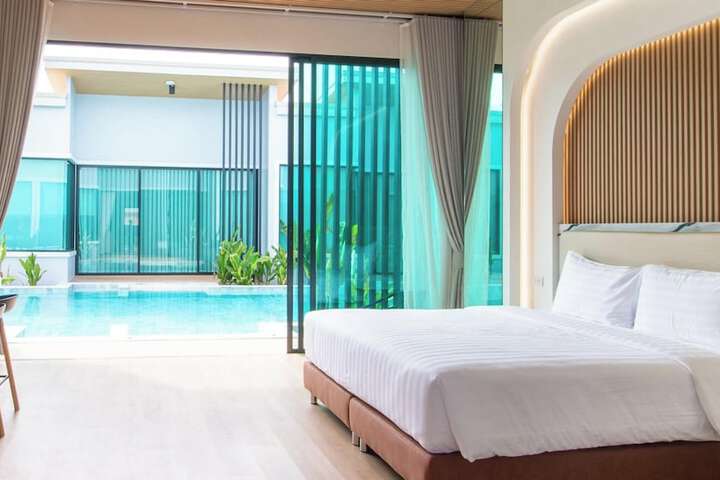 Room 25 of 55