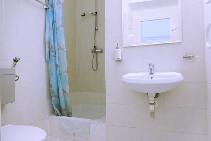 Bath Interior