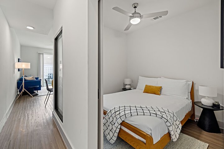 Room 21 of 656