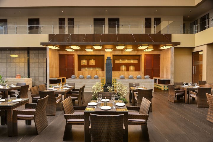 Dining Photos