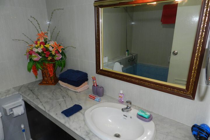 Room 179 of 259