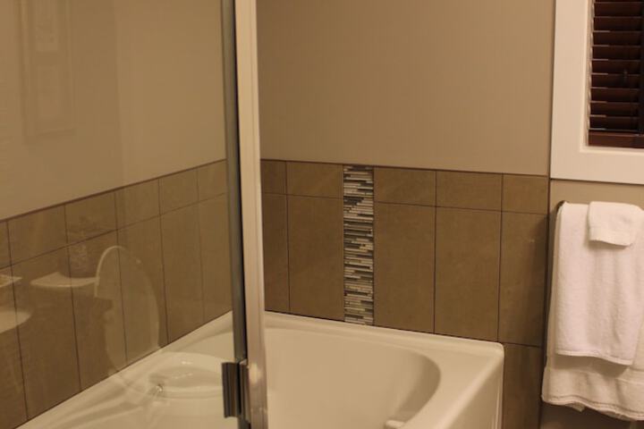Room 80 of 159