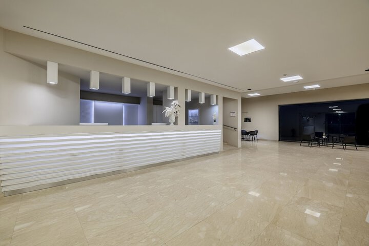 Hotel Interior 5 of 128