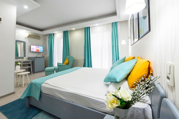 Room 38 of 65